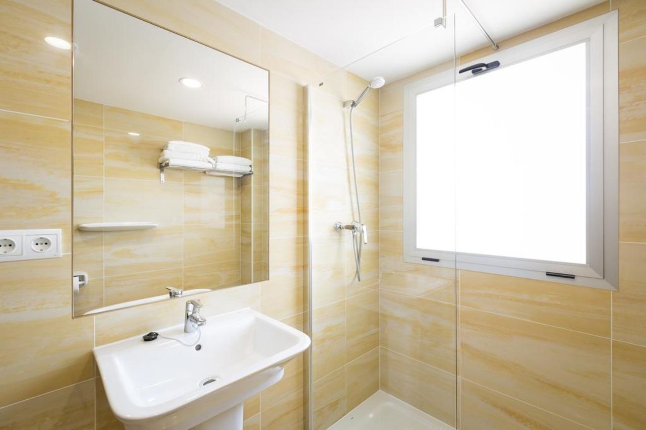 Apartamentos Zodiac Sant Antoni de Portmany Zewnętrze zdjęcie