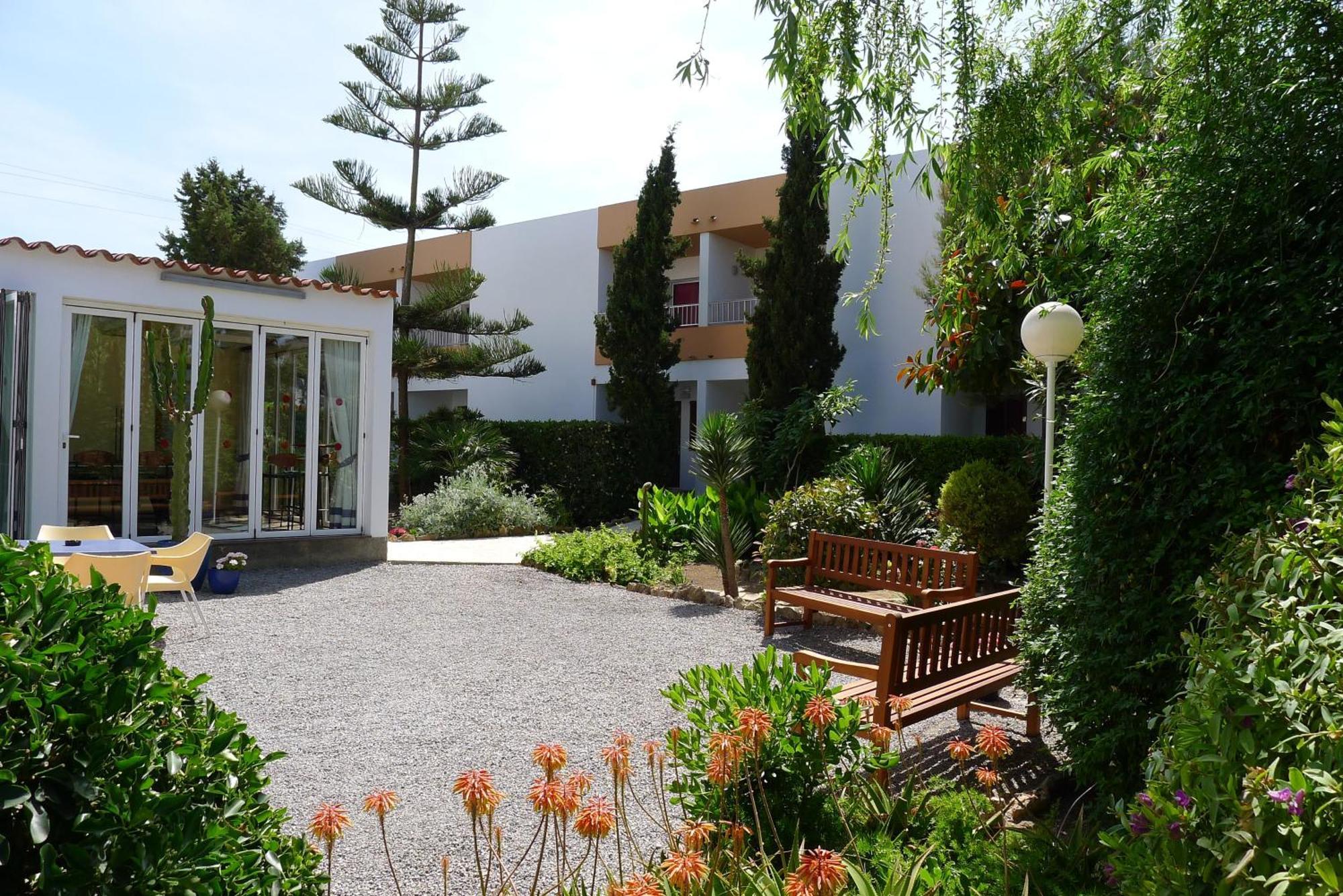 Apartamentos Zodiac Sant Antoni de Portmany Zewnętrze zdjęcie