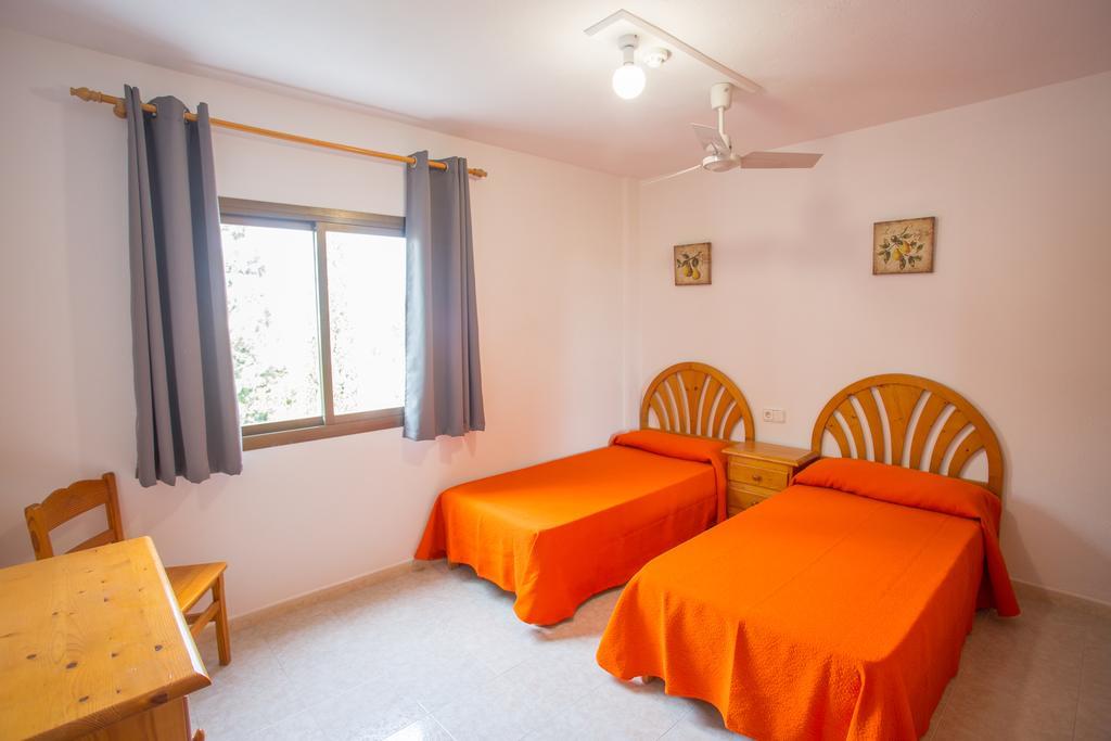 Apartamentos Zodiac Sant Antoni de Portmany Zewnętrze zdjęcie