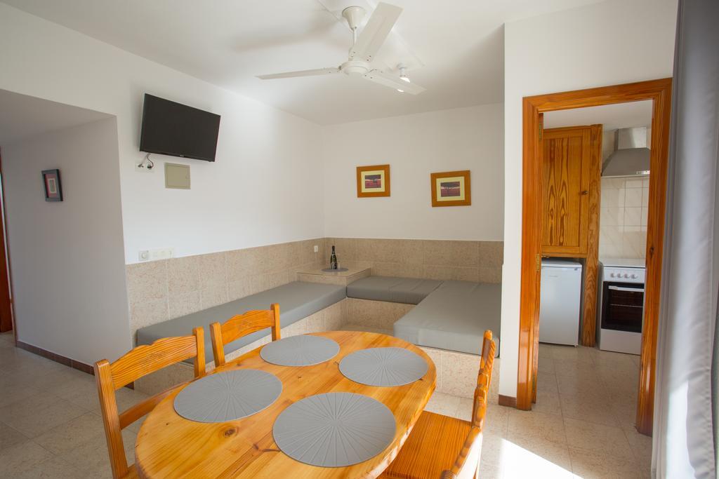 Apartamentos Zodiac Sant Antoni de Portmany Zewnętrze zdjęcie