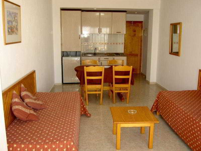 Apartamentos Zodiac Sant Antoni de Portmany Zewnętrze zdjęcie